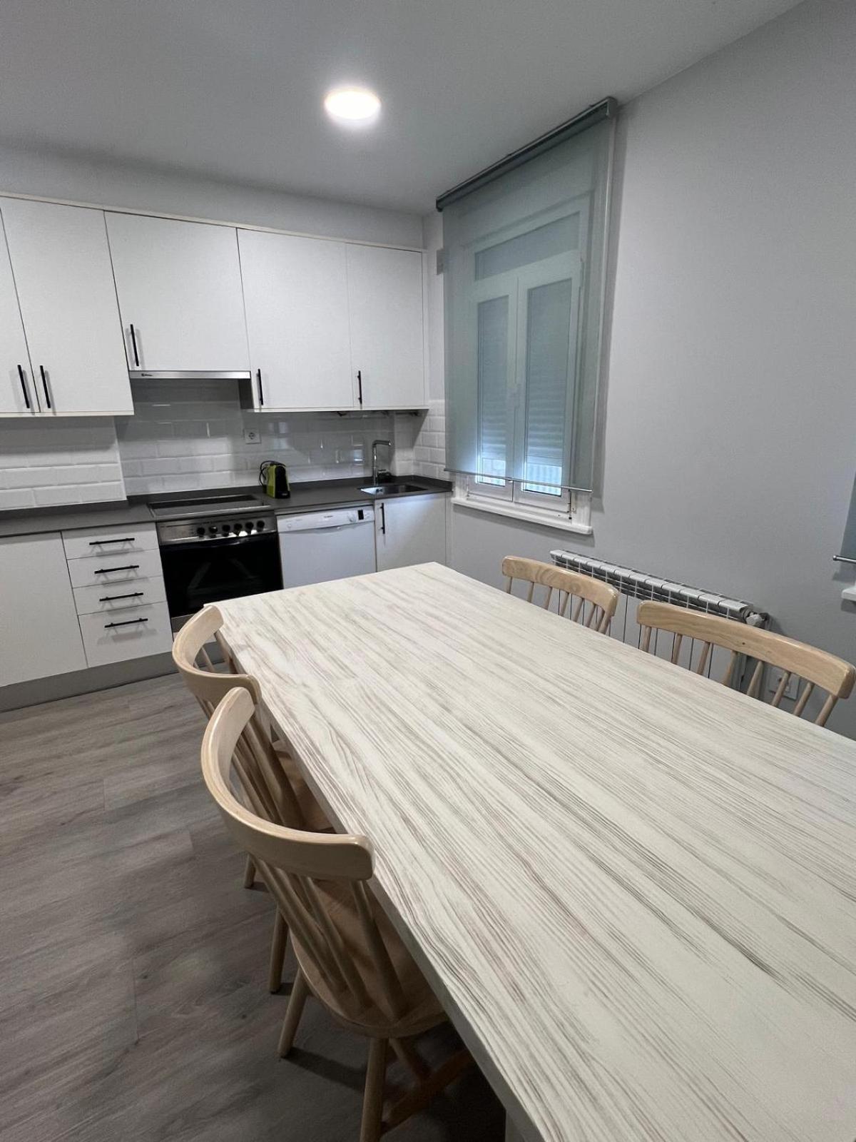 Centrico Y Acogedor Piso Con Garaje Apartamento Corunha Exterior foto